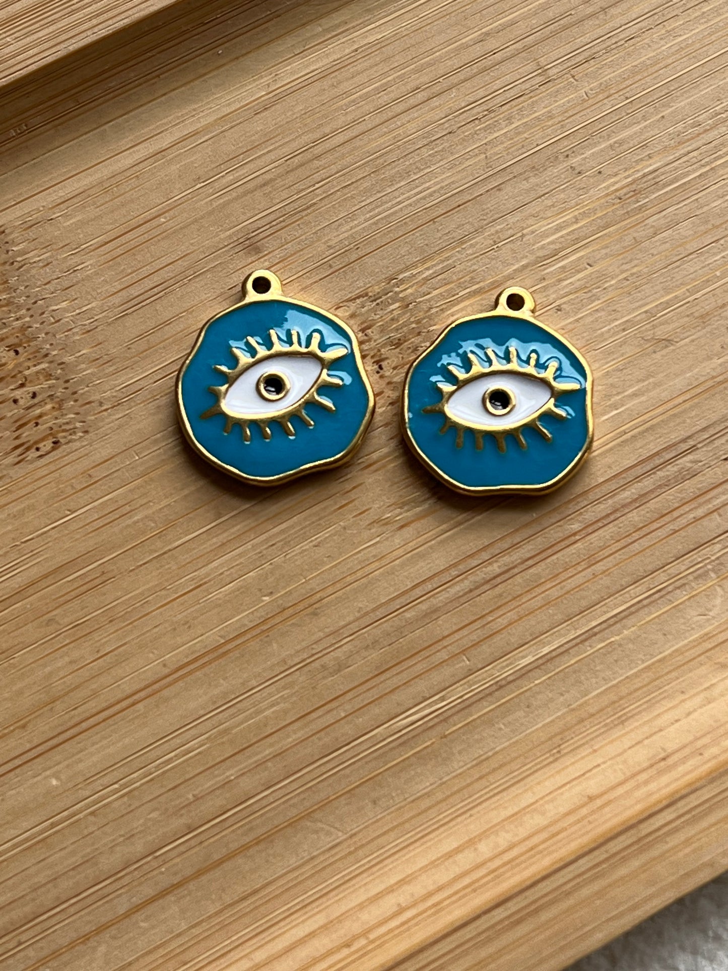 Oeil protecteur bleu 🧿🩵