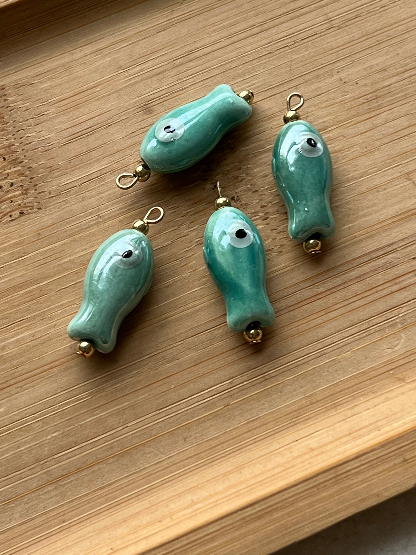 Poisson turquoise 🐠🩵